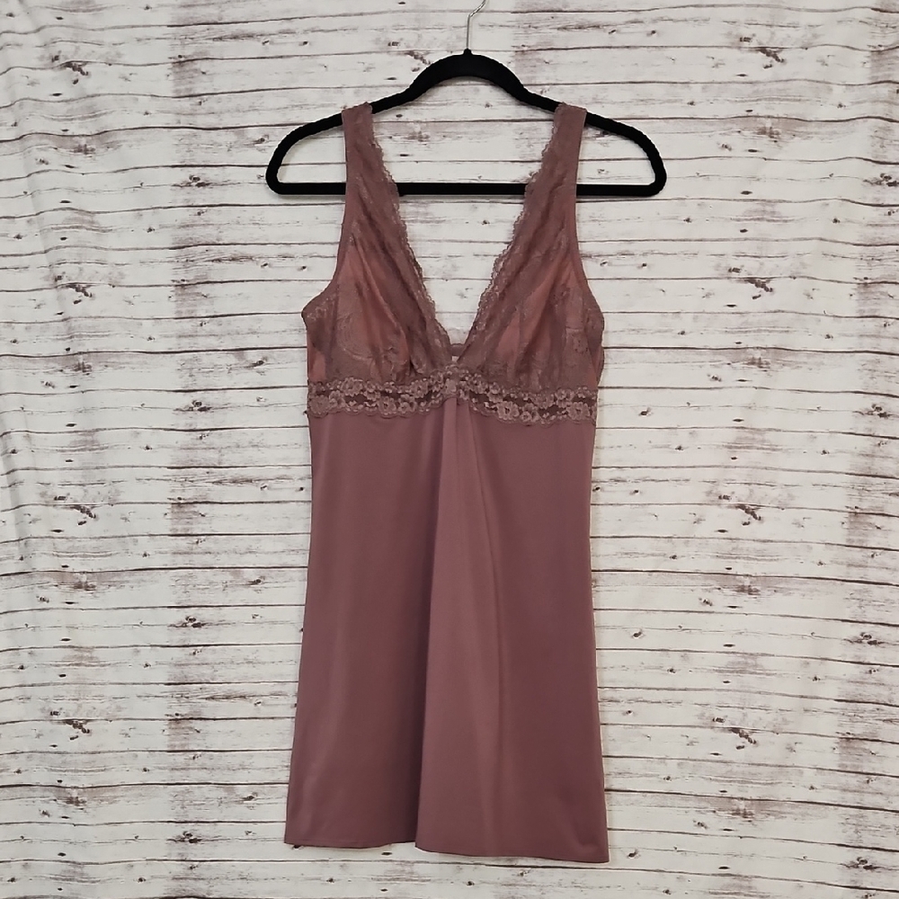 Gilligan & O'Malley Dusty Mauve Lace-Trim V-Neck Chemise